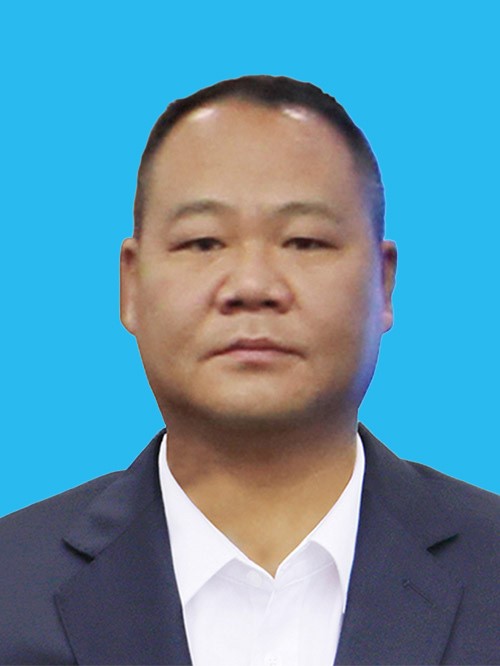 李海军 湖南中乔投资(集团)有限公司副总裁、湖南中乔环保建材有限公司董事长